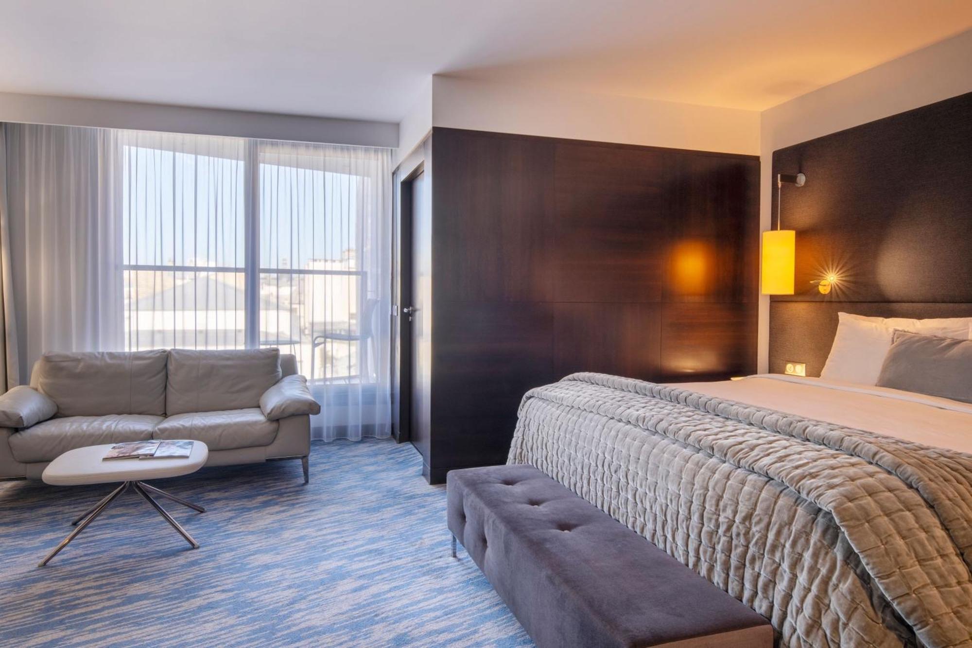 Renaissance Paris Arc De Triomphe Hotel Екстериор снимка